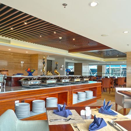 Swiss-Belhotel Serpong Exterior foto