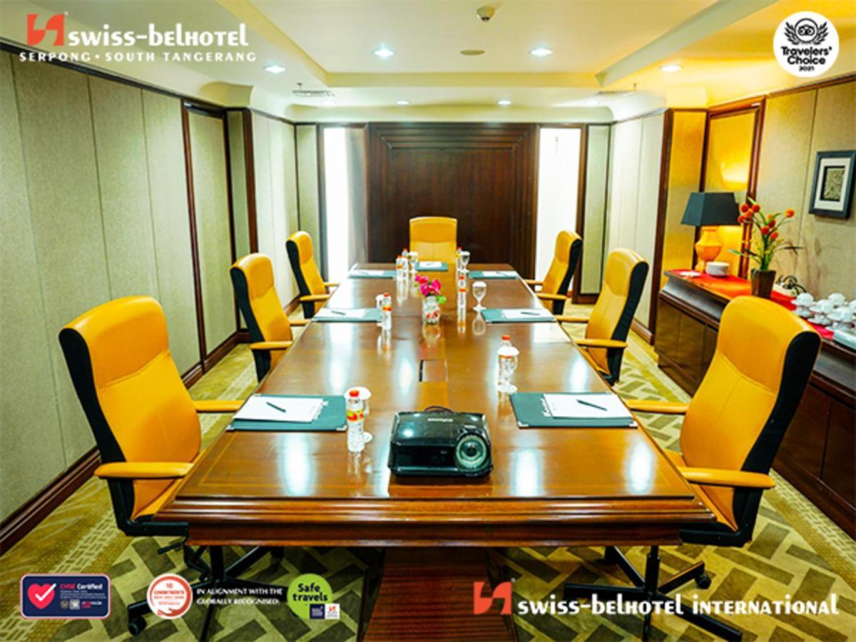 Swiss-Belhotel Serpong Exterior foto
