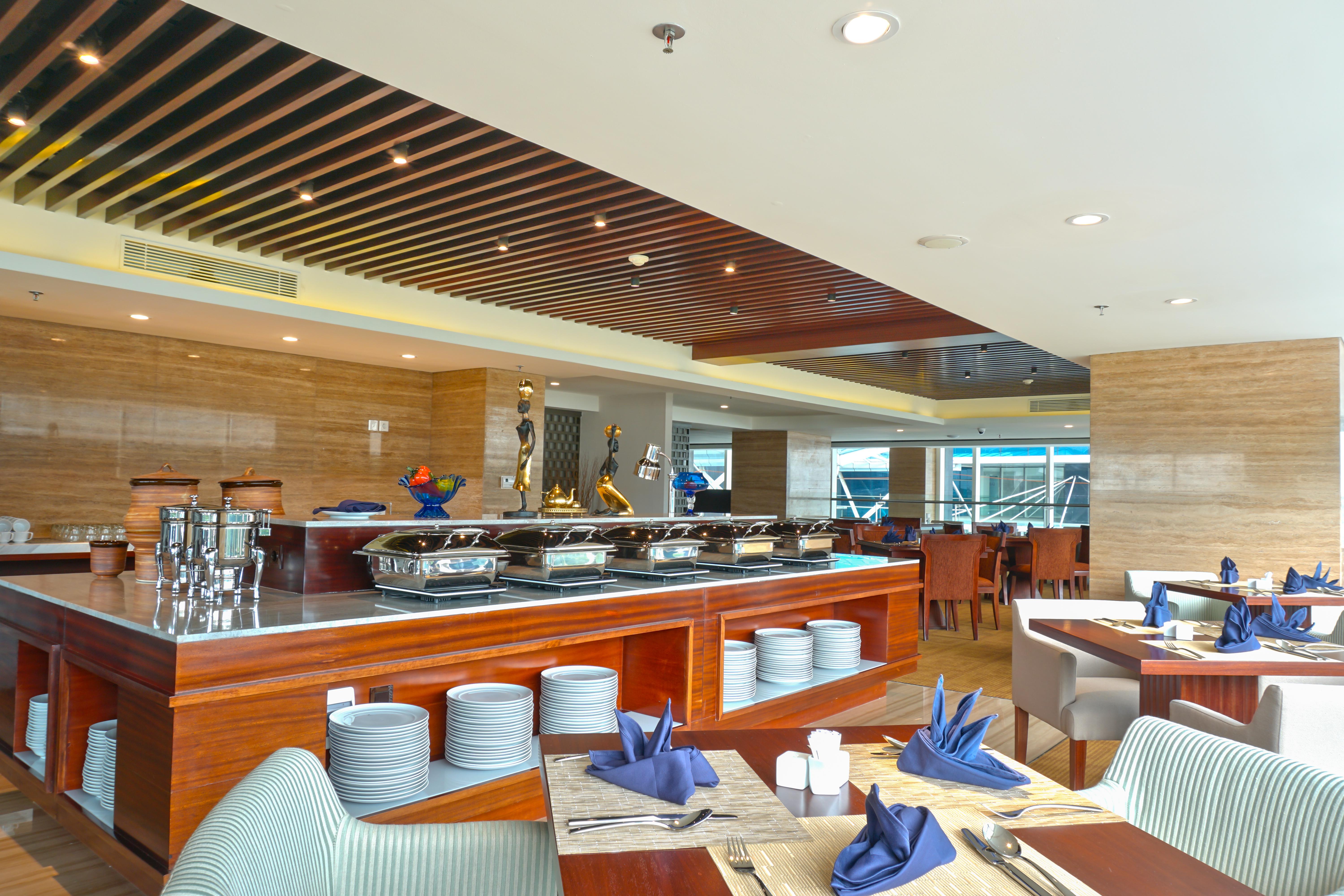 Swiss-Belhotel Serpong Exterior foto