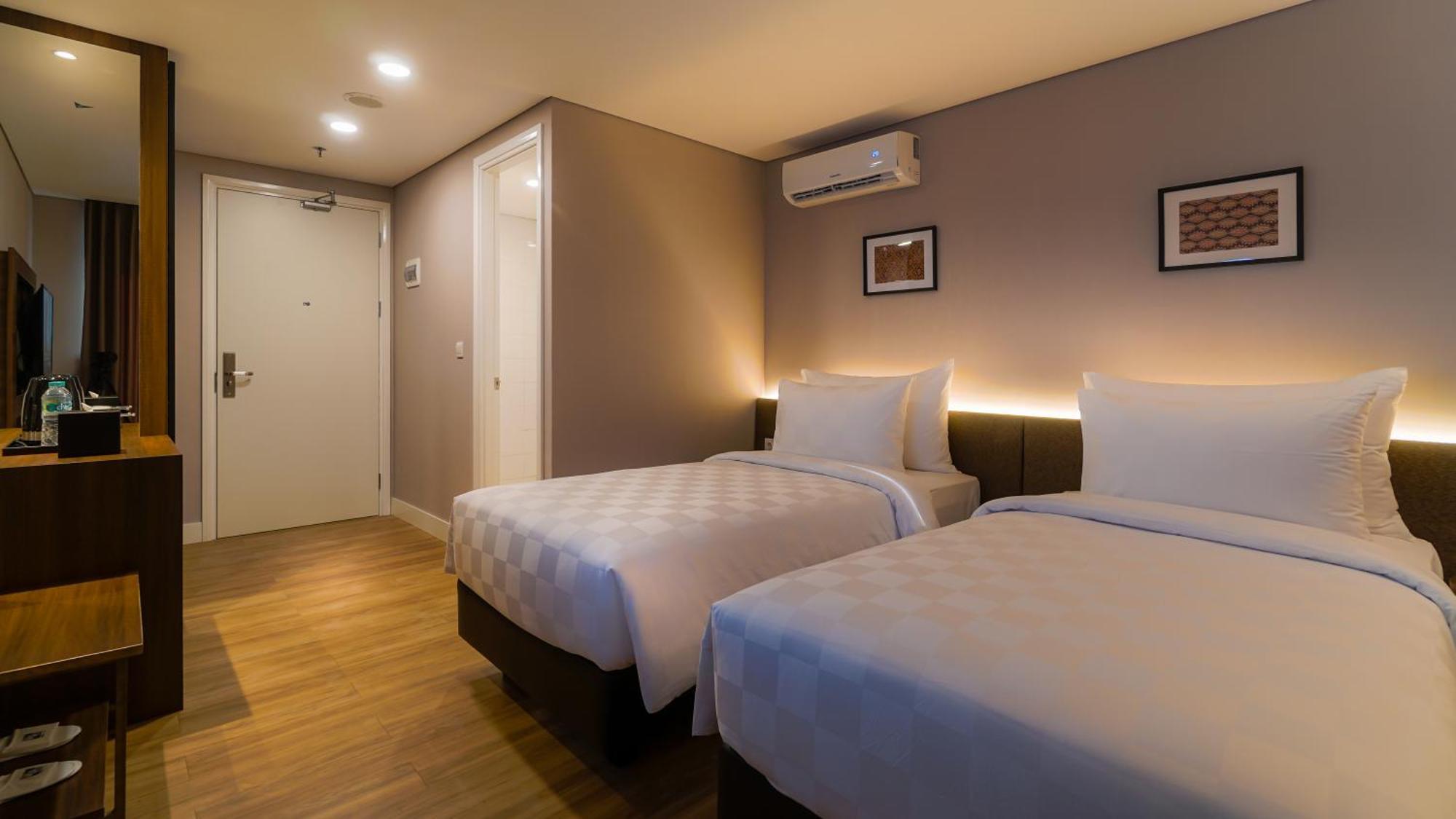 Swiss-Belhotel Serpong Exterior foto